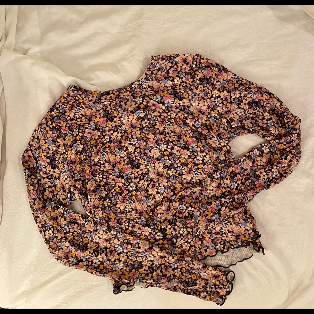 Wild Fable Multicolored Floral Long Sleeve Shirt